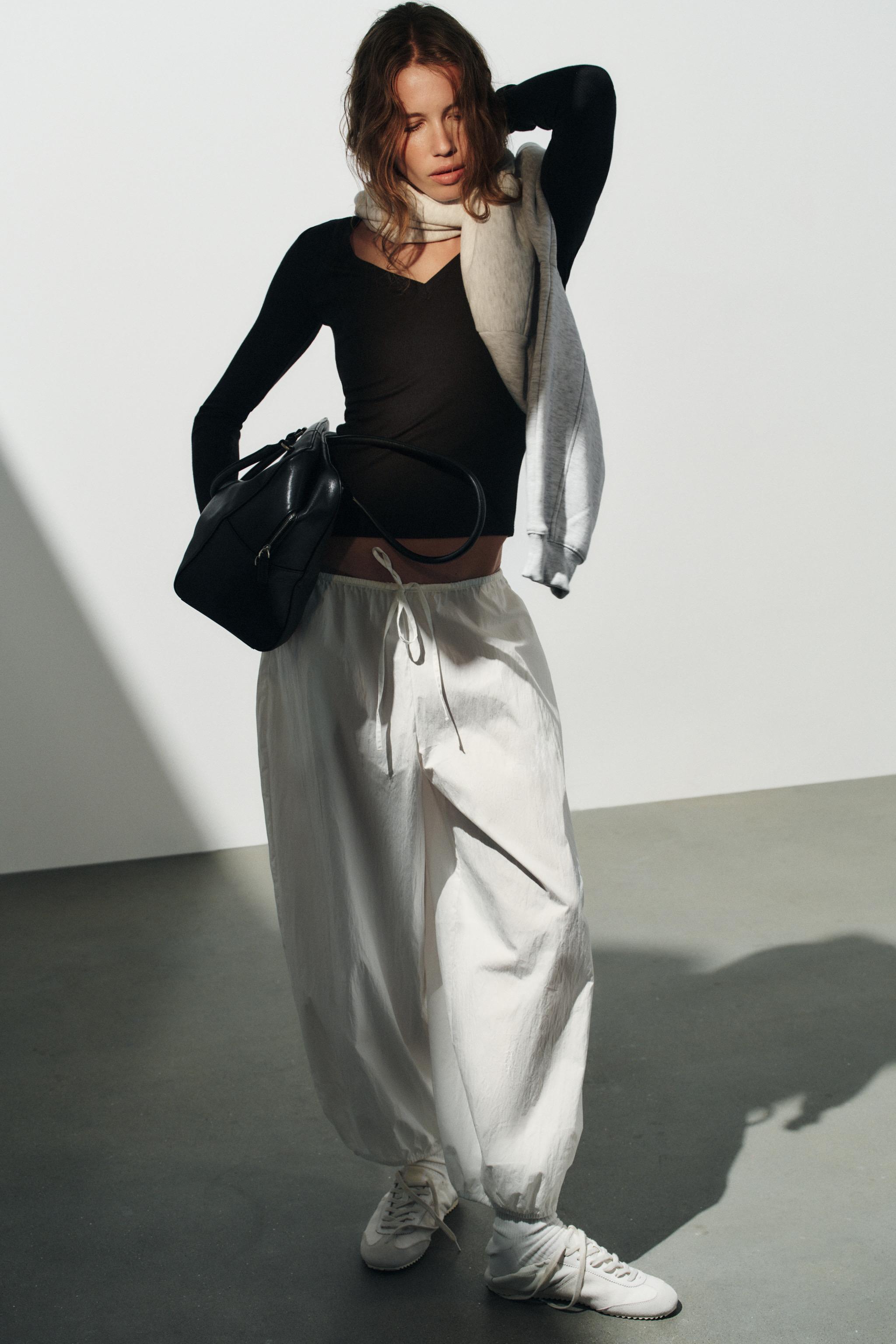 ELASTIC NYLON PANTS